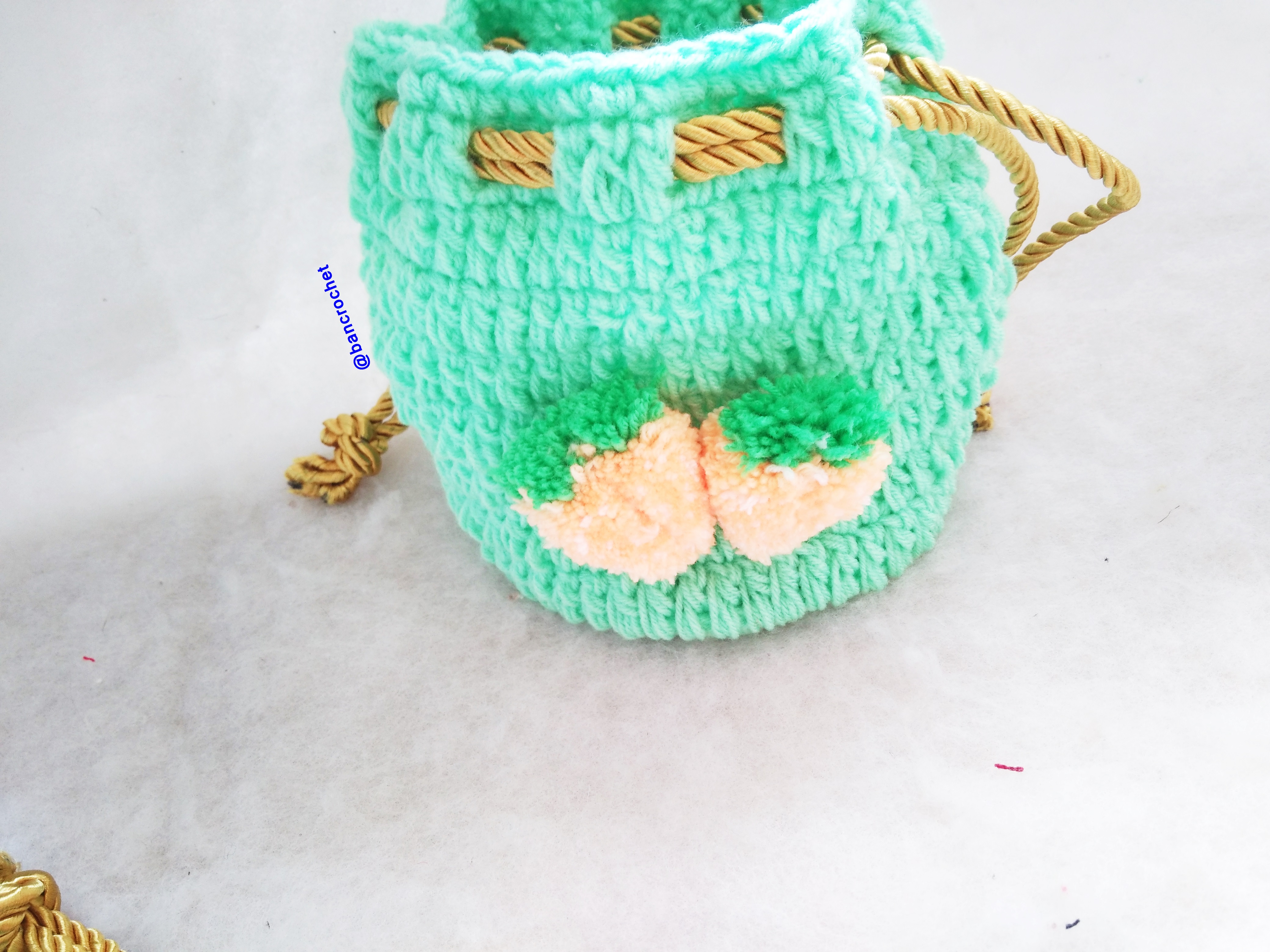 Bancrochet กระเป่าหูรูดถักโครเชต์ crochet bucket bags เขียว 5.5x4 นิ้ว