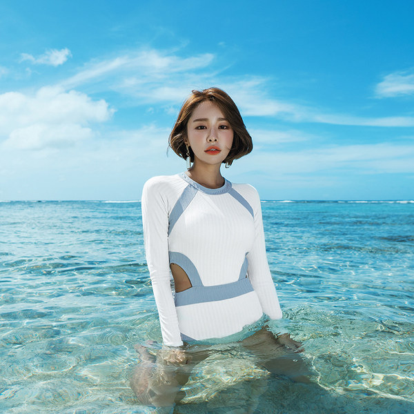 ชุดว่ายน้ำผู้หญิง ชุดว่ายน้ำน่ารัก Bikini ชุดไปทะเล