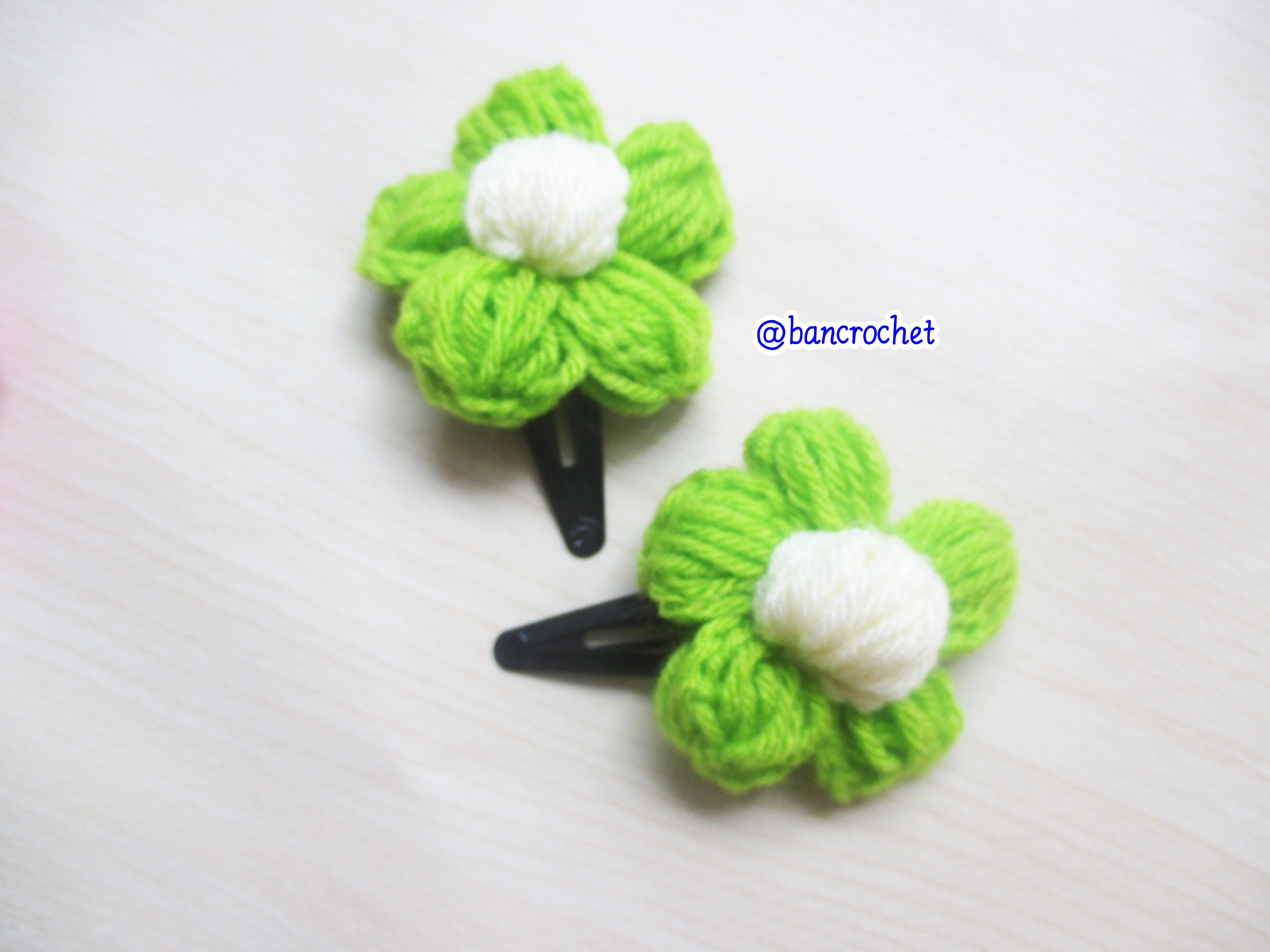 Bancrochet กิ๊บดอกไม้ถักโครเชต์ฟูๆ crochet Flowers หลากสี 5 cm