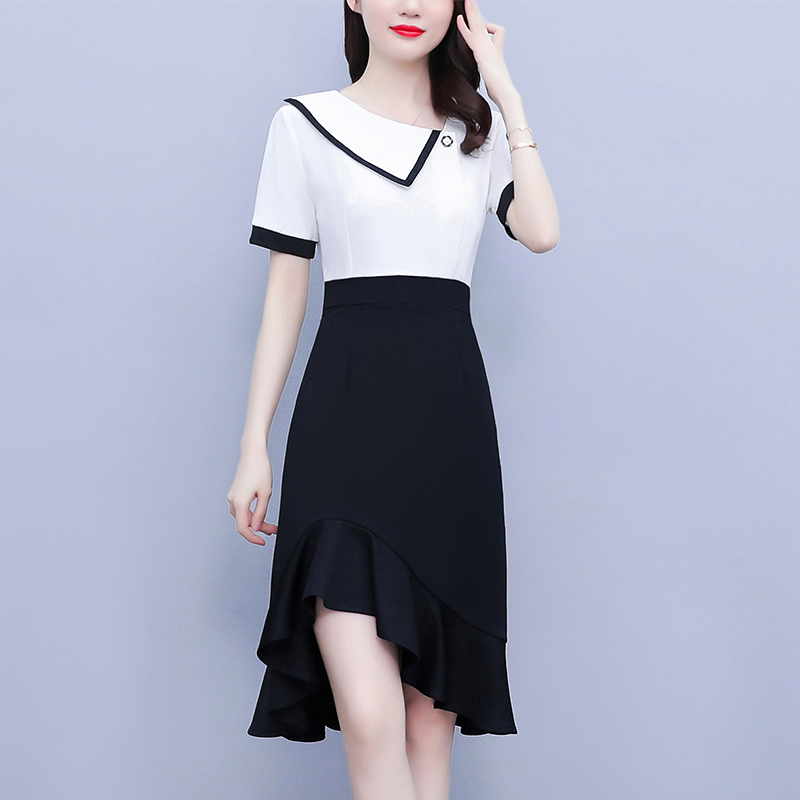 เดรสคนอ้วน เดรสสาวอวบ ชุดเดรสคนอ้วนวัยรุ่น BY PLUS SIZE Girl