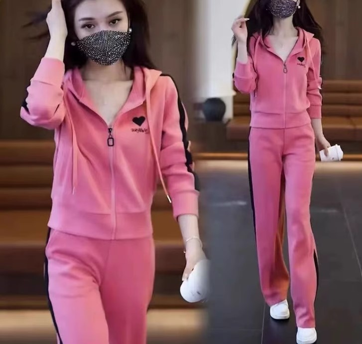 ชุดออกกำลังกาย ผู้หญิง ชุดเล่นกีฬา ใส่วิ่ง เข้าฟิตเนส สีชมพูโอรส ชมพูอมเส้ม เสื้อแจ็คเก็ต แขนยาว แบบ เสื้อหมวก ชุดใส่วิ่ง สวย ๆ 894788_1