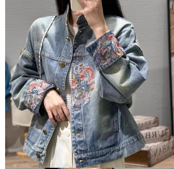 เสื้อ jacket ยีนส์ แขนยาว ผู้หญิง งานปัก สไตล์ คอจีน แบบน่ารัก ๆ เสื้อยีนส์ แขนยาว ใส่เที่ยว สวย ๆ 639537