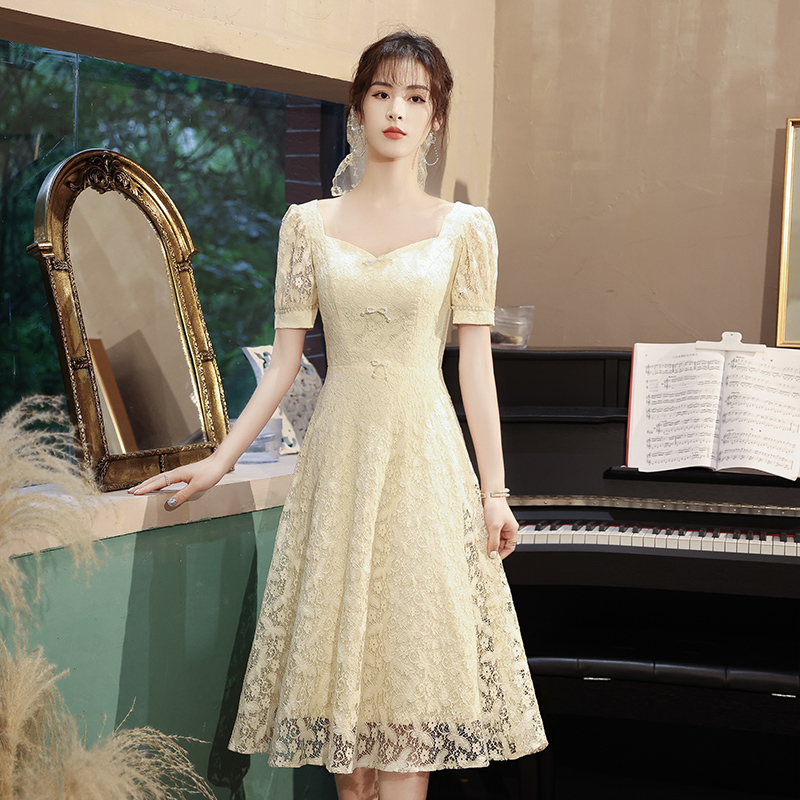ชุดราตรี ชุดราตรีสวยหรู แบบ ทันสมัย Evening dress