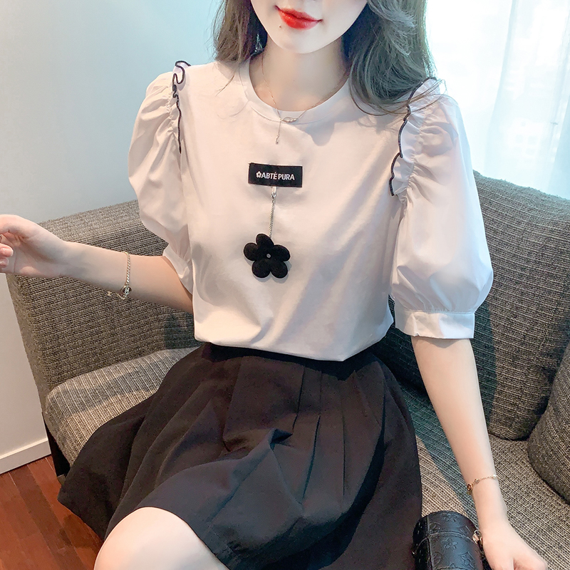 เสื้อผ้าวัยรุ่นเกาหลี เสื้อยืดวัยรุ่นผู้หญิง มีขนาด S M L XL