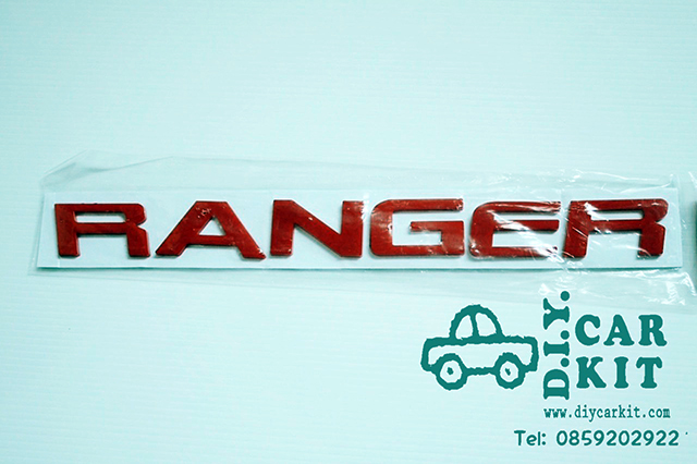 โลโก้ RANGER สีแดง ติดหน้ากระจังรถยนต์