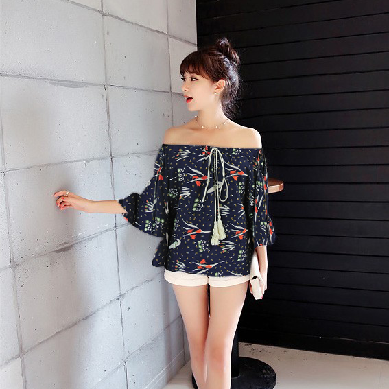 เสื้อเปิดไหล่โบฮีเมียนเกาะอก พิมพ์ลายทั้งตัว