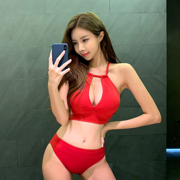 ชุดว่ายน้ำผู้หญิง ชุดว่ายน้ำน่ารัก Bikini ชุดไปทะเล