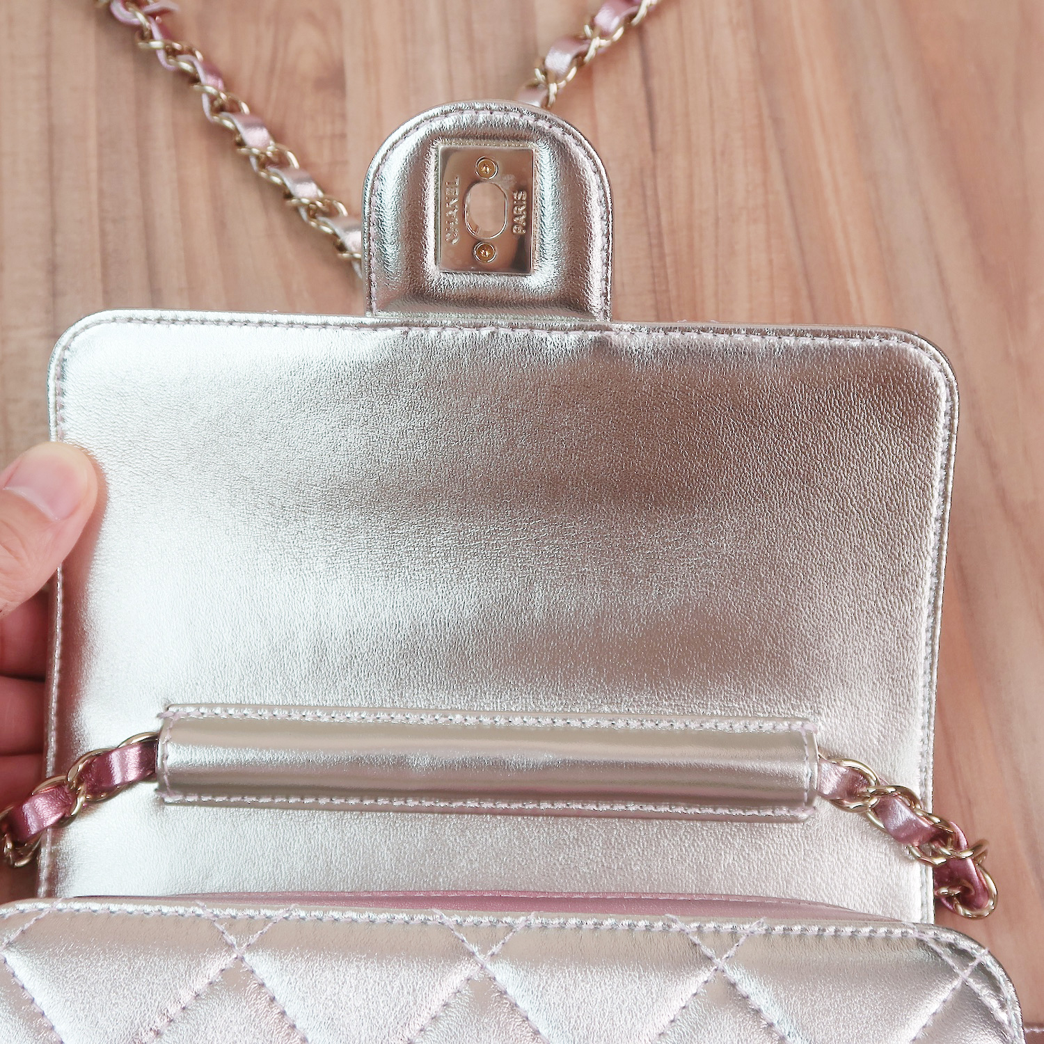 Chanel Rose Pink Metallic Lambskin Like A Wallet Flap GHW