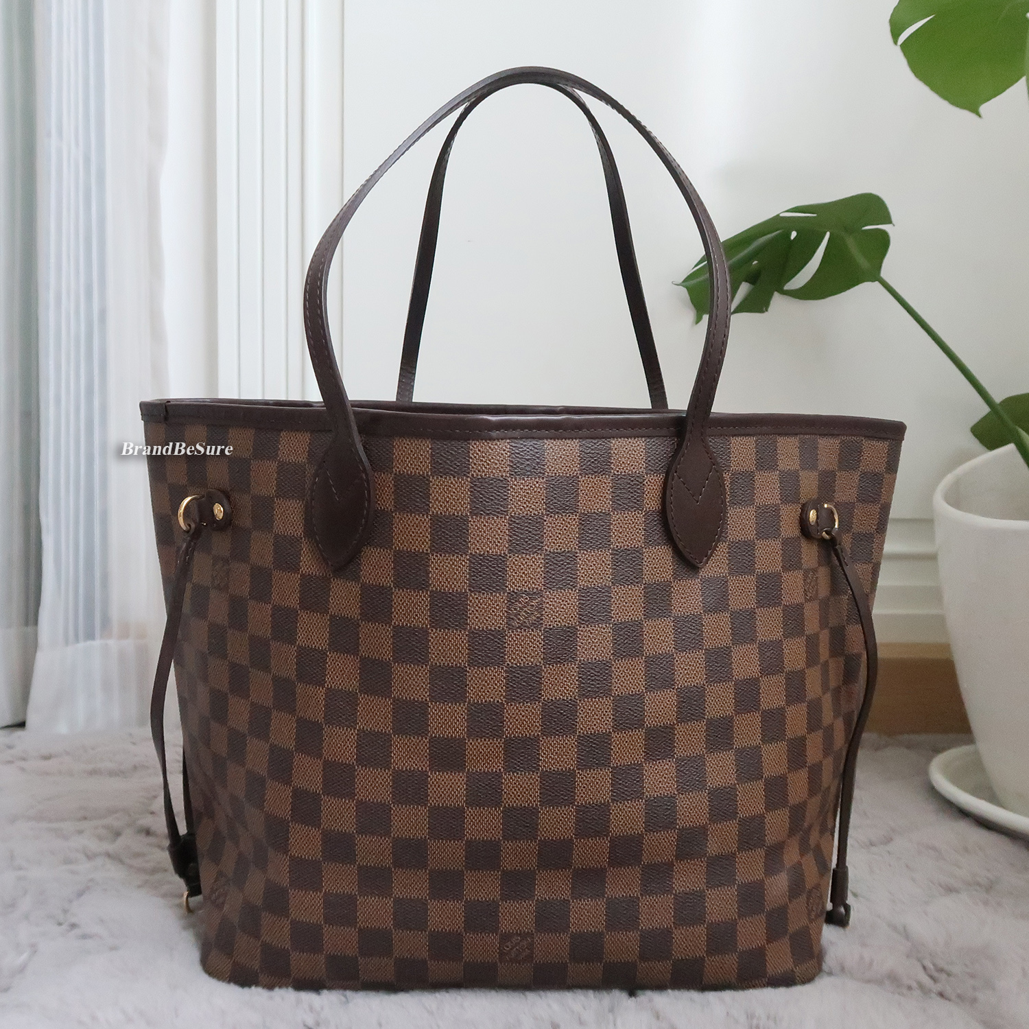 Louis Vuitton Damier Ebene Neverfull MM