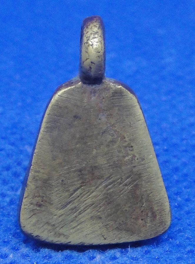 หลวงพ่อเงิน จอบเล็ก