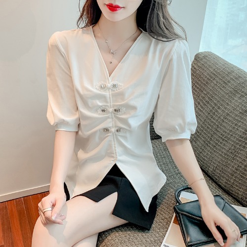 เสื้อเชิ้ตแขนยาววัยรุ่น ลายสวยๆ แบรนด์ YIL AN