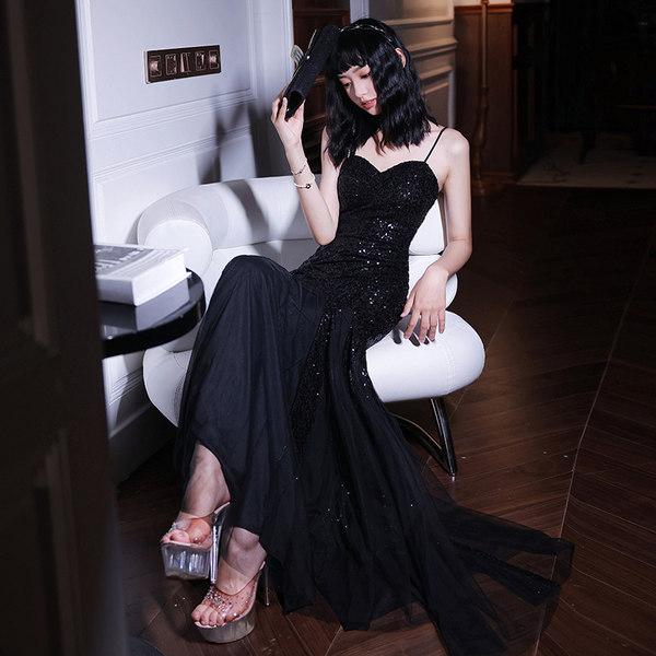ชุดราตรี ชุดราตรีสวยหรู แบบ ทันสมัย Evening dress