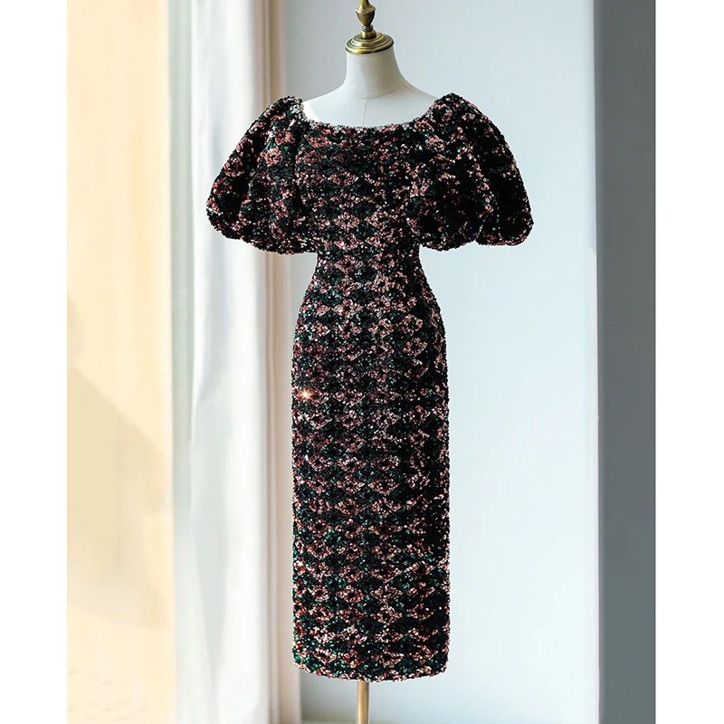 ชุดราตรี ชุดราตรีสวยหรู แบบ ทันสมัย Evening dress