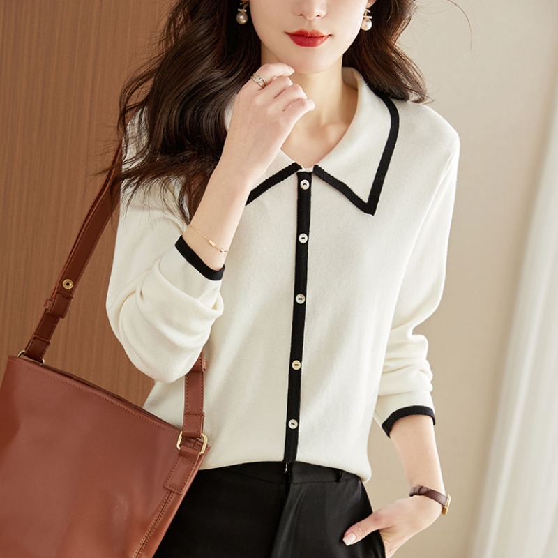 เสื้อเชิ้ตผู้หญิงแขนยาว เสื้อเชิ้ตผู้หญิงใส่ทํางาน 390 บาทต่อชิ้น ฟรีค่าจัดส่ง