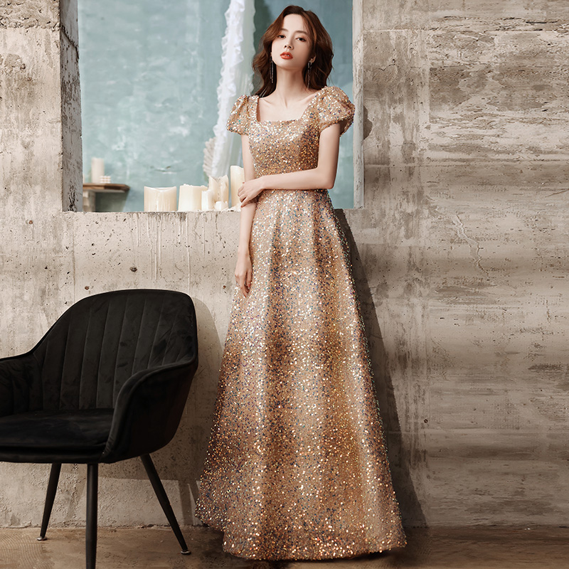 ชุดราตรี ชุดราตรีสวยหรู แบบ ทันสมัย Evening dress
