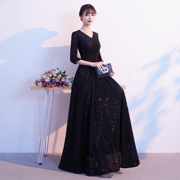 ชุดราตรี ชุดราตรีสวยหรู แบบ ทันสมัย Evening dress