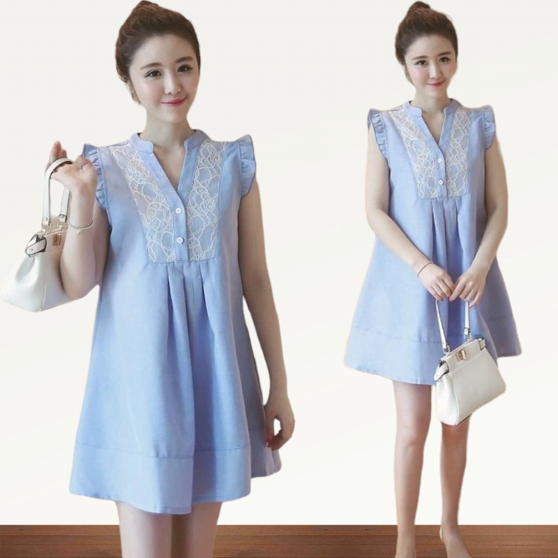 Dress4437 เดรสทรงปล่อยสีฟ้าแขนกุดแต่งระบาย กระดุมอกแต่งลูกไม้เพิ่มความน่ารัก ผ้าคอตตอนโพลีเนื้อดีเรียบสวยไม่ยับง่าย งานน่ารักใส่เก๋ๆ ได้บ่อย