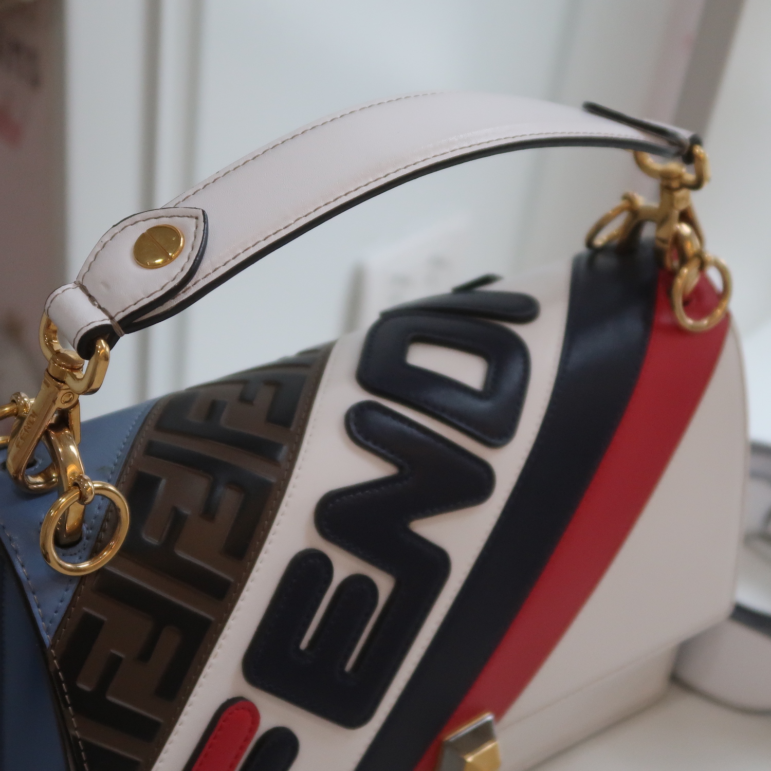 Fendi White Multicolor Calfskin Logo Mania Kan I Shoulder Bag