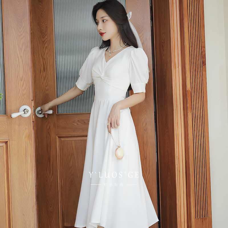 ชุดราตรี ชุดราตรีสวยหรู แบบ ทันสมัย Evening dress
