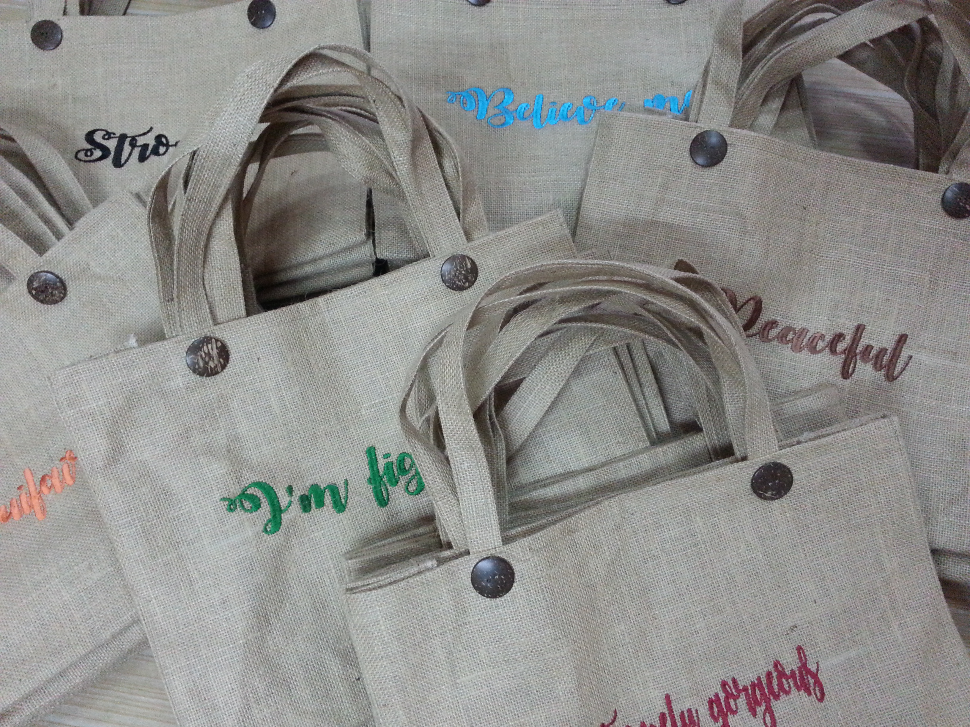 กระเป๋าผ้ากระสอบปักโลโก้...ร้านสบู่ RiccyCoCo....