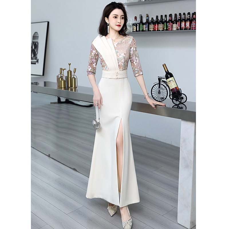 ชุดราตรี ชุดราตรีสวยหรู แบบ ทันสมัย Evening dress