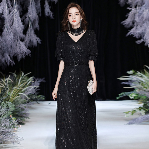 ชุดราตรี ชุดราตรีสวยหรู แบบ ทันสมัย Evening dress