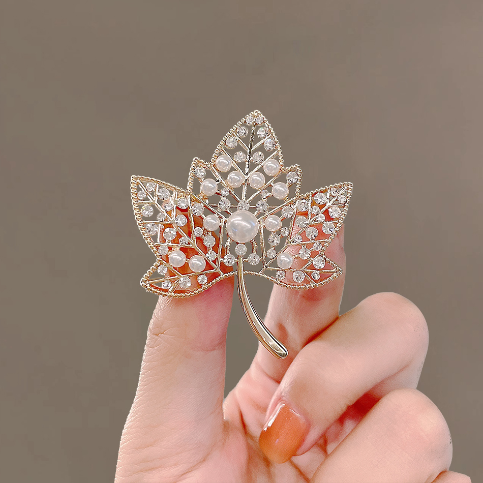 เข็มกลัด เข็มกลัดสวยๆ เข็มกลัดติดเสื้อ Brooch