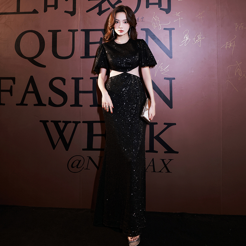 ชุดราตรี ชุดราตรีสวยหรู แบบ ทันสมัย Evening dress