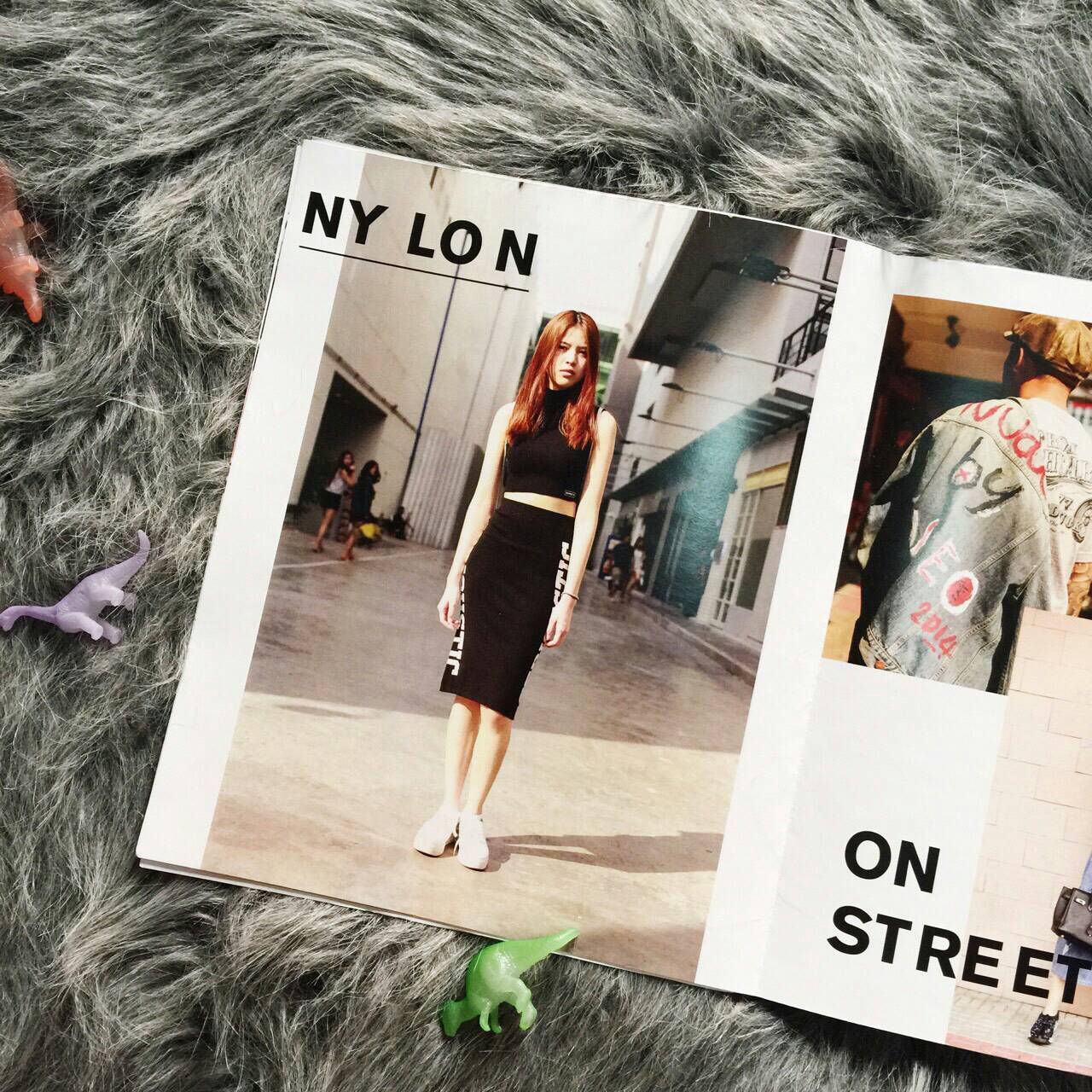 กระโปรงทรงสอบเข้ารูป