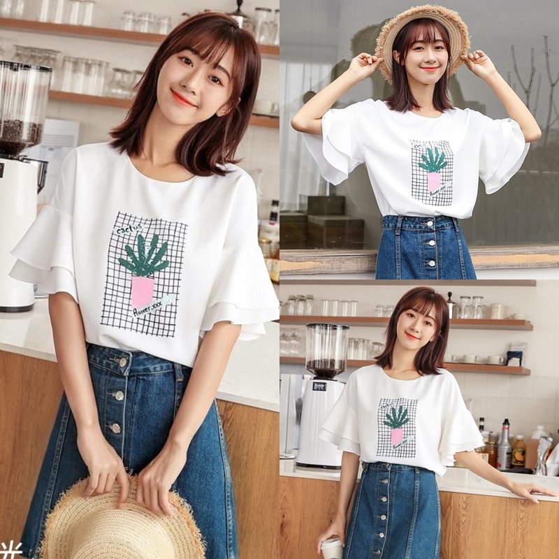 Blouse3791 เสื้อแขนระบายสีขาวครีม แต่งลายน่ารัก ผ้าชีฟองเนื้อดีเกรดพรีเมียมหนามีน้ำหนักทิ้งตัวไม่ยับง่ายใส่สบาย ซับในเนื้อหนาอย่างดี งานน่ารักแมทช์ง่ายใส่กับอะไรก็เข้า