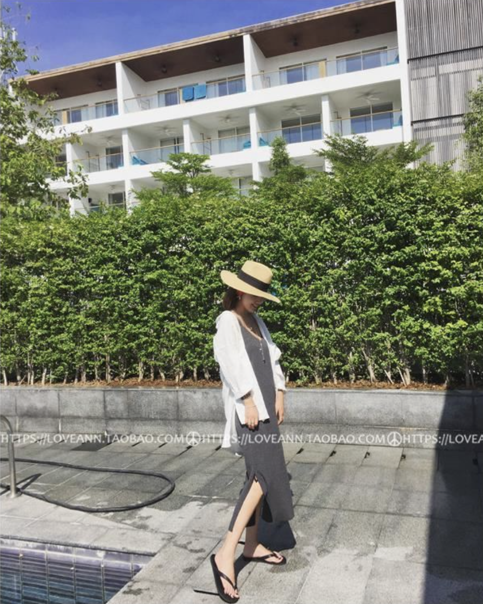 เดรสสายเดี่ยว ผ้าร่อง เหมาะสำหรับวันสบายๆ พร้อมส่ง