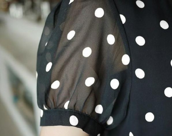 เสื้อแฟชั่นผู้หญิง เสื้อแขนสั้น ผ้าชีฟอง สีดำ ลายจุดขาว ใหญ่ แขนพอง เสื้อผู้ใหญ่ แขนจั้ม ตุ๊กตา ใส่เที่ยว ใส่ทำงาน ไฮโซค่ะ 411162_3