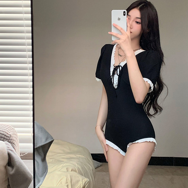 ชุดว่ายน้ำผู้หญิง ชุดว่ายน้ำน่ารัก Bikini ชุดไปทะเล