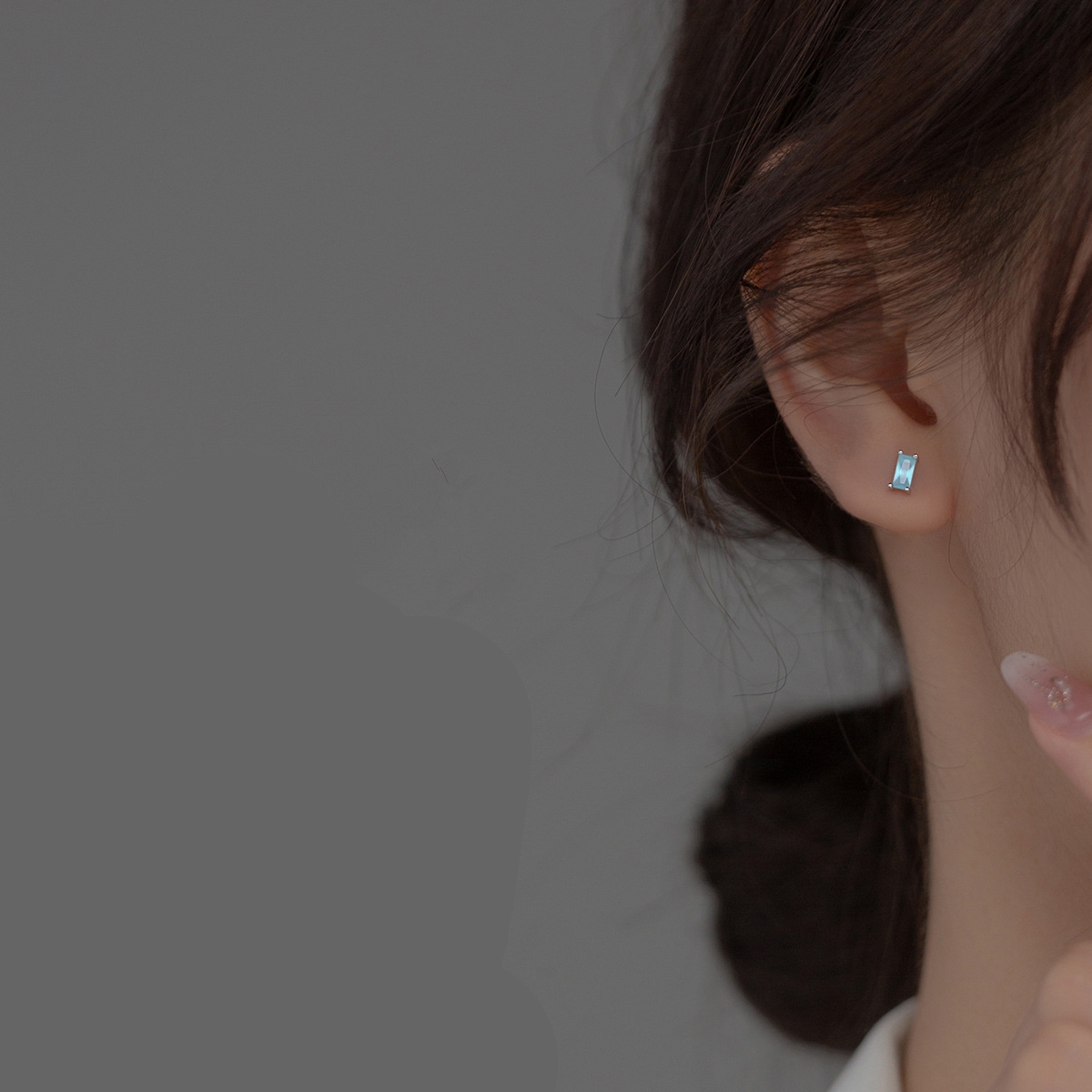 ต่างหูเงินแท้S925 รุ่น Chance ต่างหูเพชรCZ สี่เหลี่ยม สีฟ้า แป้นหลังบอล เงินแท้ทั้งชิ้น Silver925 ต่างหูผู้ชาย ต่างหูผู้หญิง