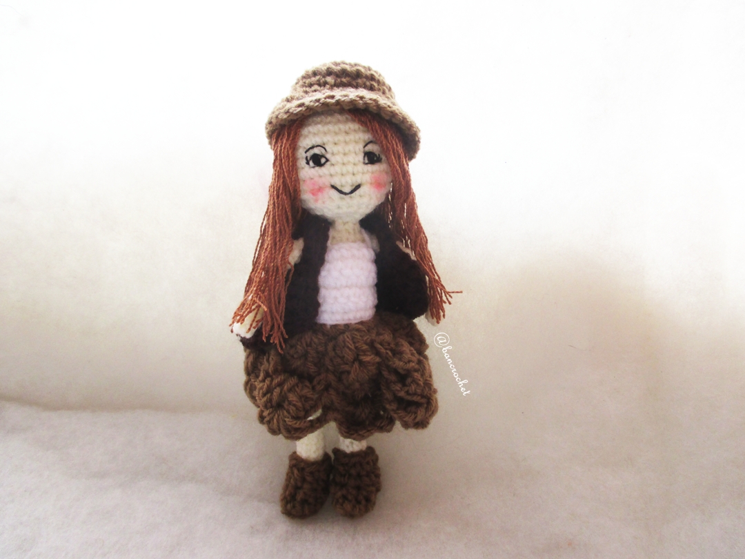 ตุ๊กตาเด็กผู้หญิงถัก ขนาด 7 นิ้ว girl amigurumi crochet dolls