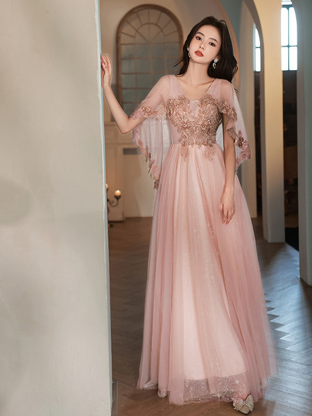 ชุดราตรี ชุดราตรีสวยหรู แบบ ทันสมัย Evening dress