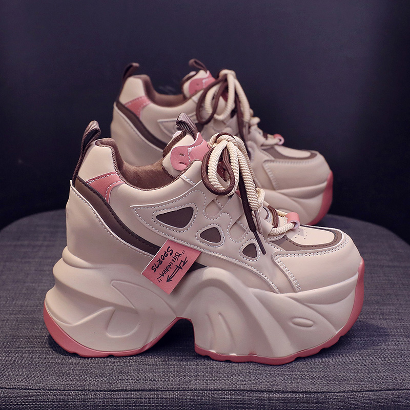 รองเท้าผ้าใบเสริมส้นสูง ไซต์35-39 สนใจทักแชท ฟรีค่าส่ง!