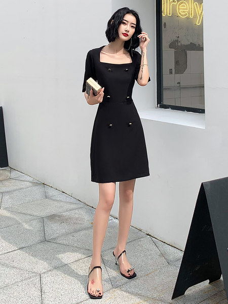 ชุดราตรี ชุดออกงาน ดีไซน์หรู แบรนด์ Angel