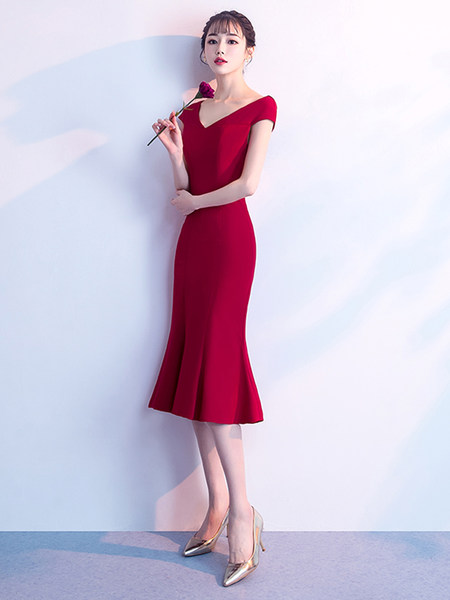ชุดราตรี ชุดราตรีสวยหรู แบบ ทันสมัย Evening dress