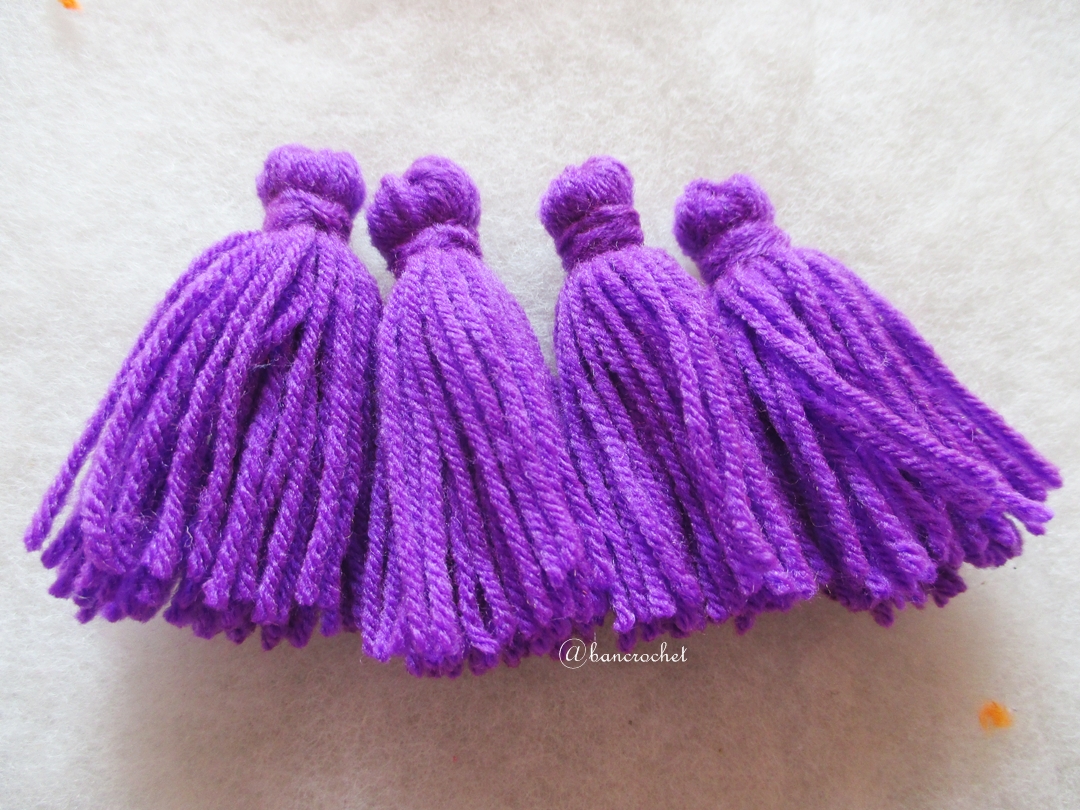 พู่สีม่วงโครเชต์ ไหมพรม 4 ply tassel crochet acrylic yarn 4 ply