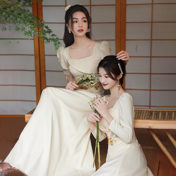 ชุดเพื่อนเจ้าสาวสีครีม ชุดเพื่อนเจ้าสาว ชุดไปงานแต่งงาน