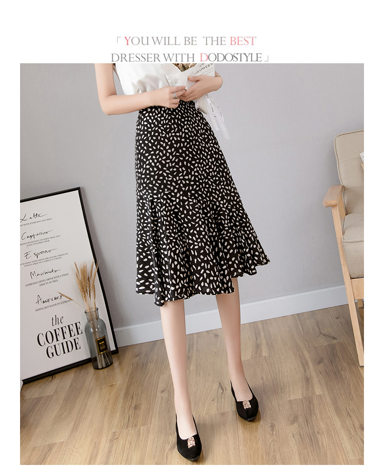 Skirt364 กระโปรงยาวลายกราฟฟิคชายระบาย เอวสม็อคยางยืดด้านหลัง ซิปข้าง มีซับใน ผ้าชีฟองเนื้อหนามีน้ำหนักทิ้งตัวผ้านุ่มใส่สบาย งานดีทรงดีลายสวย แมทช์กับเสื้อทรงไหนก็น่ารัก ใส่เที่ยว/ใส่ทำงานได้