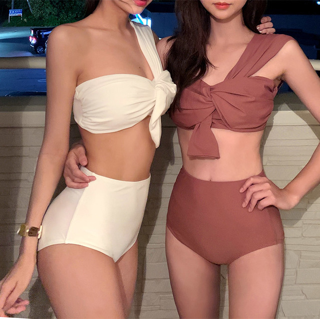 ชุดว่ายน้ำผู้หญิง แบบชุดว่ายน้ำสไตล์เกาหลี