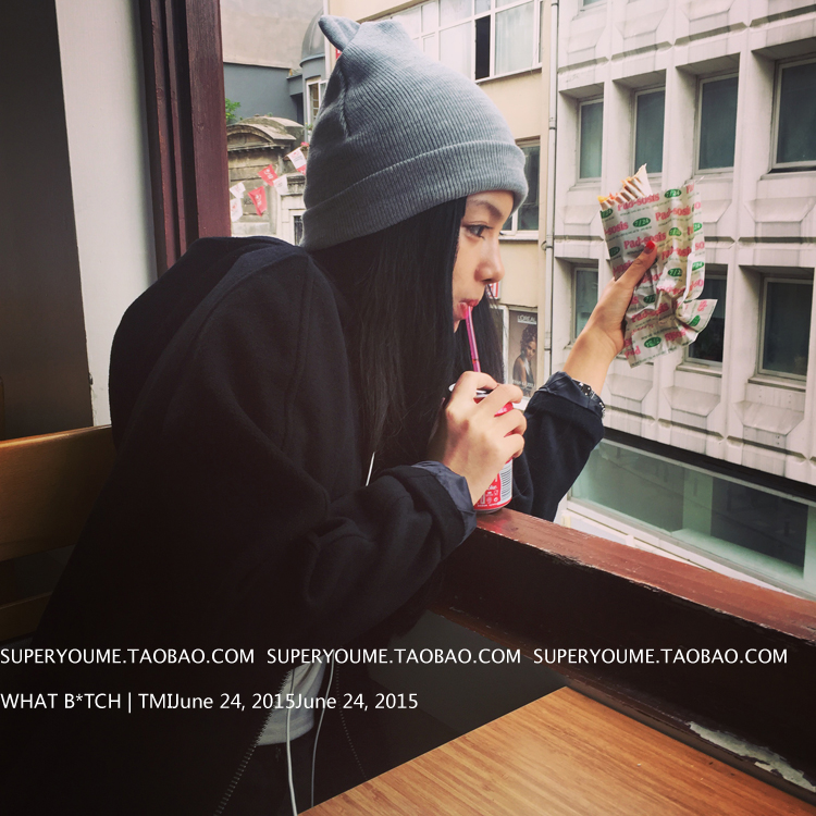 เสื้อกันหนาว ทรงเก๋ มีฮู้ด ผ้าสำสีเนื้อนุ่ม ใส่คลุมสวยๆในวันสบายๆค่าา พร้อมส่งจ้า