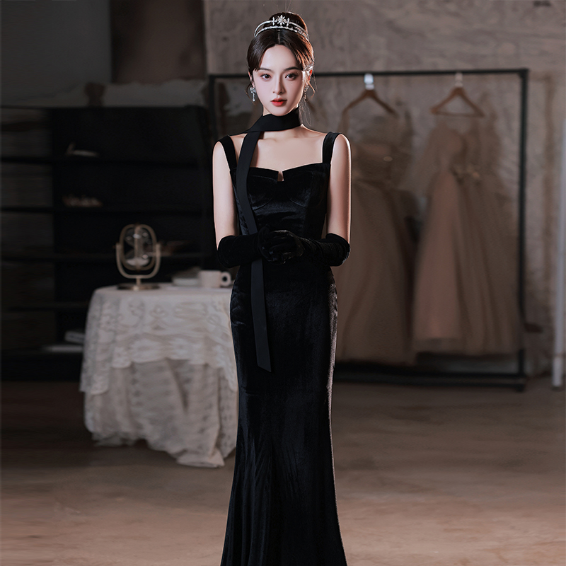 ชุดราตรี ชุดราตรีสวยหรู แบบ ทันสมัย Evening dress