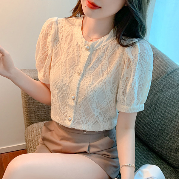 เสื้อลูกไม้ แขนสั้น