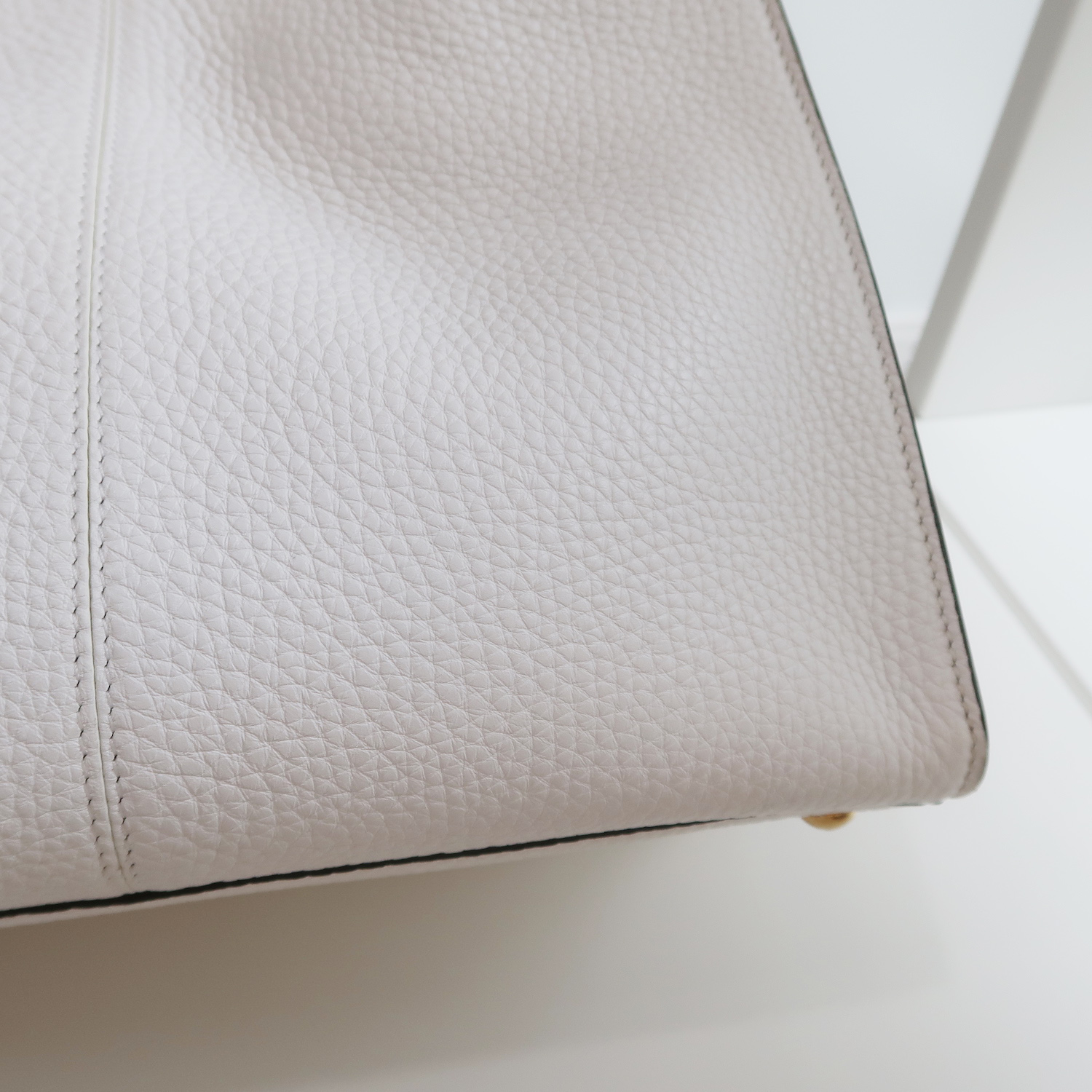 Fendi White Grained Calfskin X-Lite Peekaboo Medium GHW