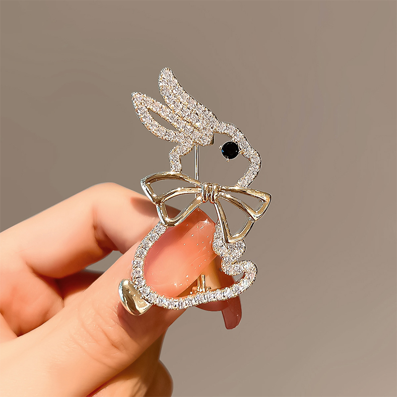 เข็มกลัด เข็มกลัดสวยๆ เข็มกลัดติดเสื้อ Brooch