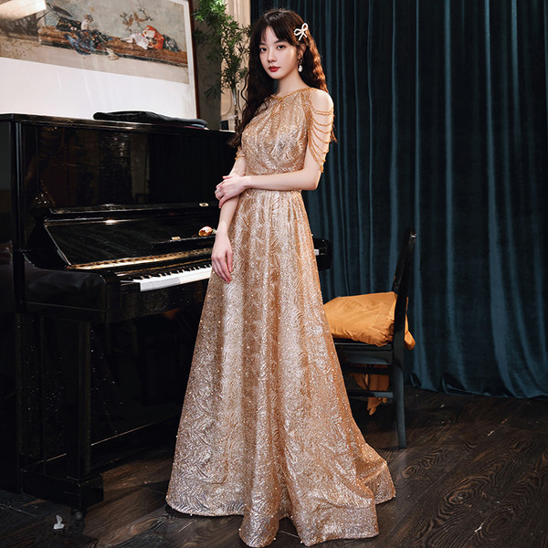ชุดราตรี ชุดราตรีสวยหรู แบบ ทันสมัย Evening dress
