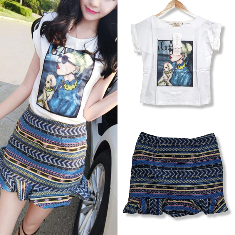 Set_bs1504 ชุด 2 ชิ้น(เสื้อ+กระโปรง) เสื้อยืดแขนสั้นสีขาวแต่งลายผู้หญิงผ้าคอตตอนผสมสแปนเด็กซ์เนื้อหนาสวย+กระโปรงซิปหลังชายระบายผ้าทอเนื้อหนาสวยเรียบอยู่ทรง งานน่ารักเข้าชุดแบบสวยน่ารักไม่ซ้ำใคร เซ็ทสองชิ้นสวยคุ้ม
